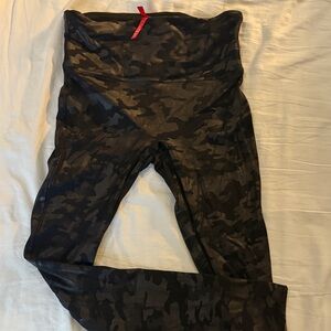 SPANX Black Camouflage Leggings
